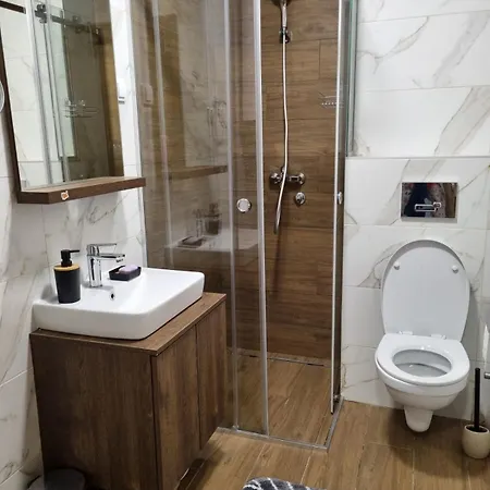 Sumski Mir Borovi 3 Apartamento *